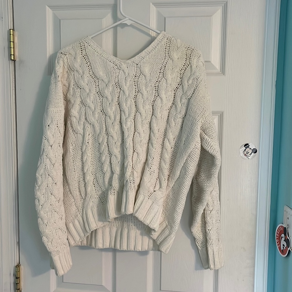 Cropped Sweater with Hood